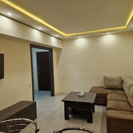 Comfortable Apartment In The Centre Of Yerevan 002 Eksteriør bilde