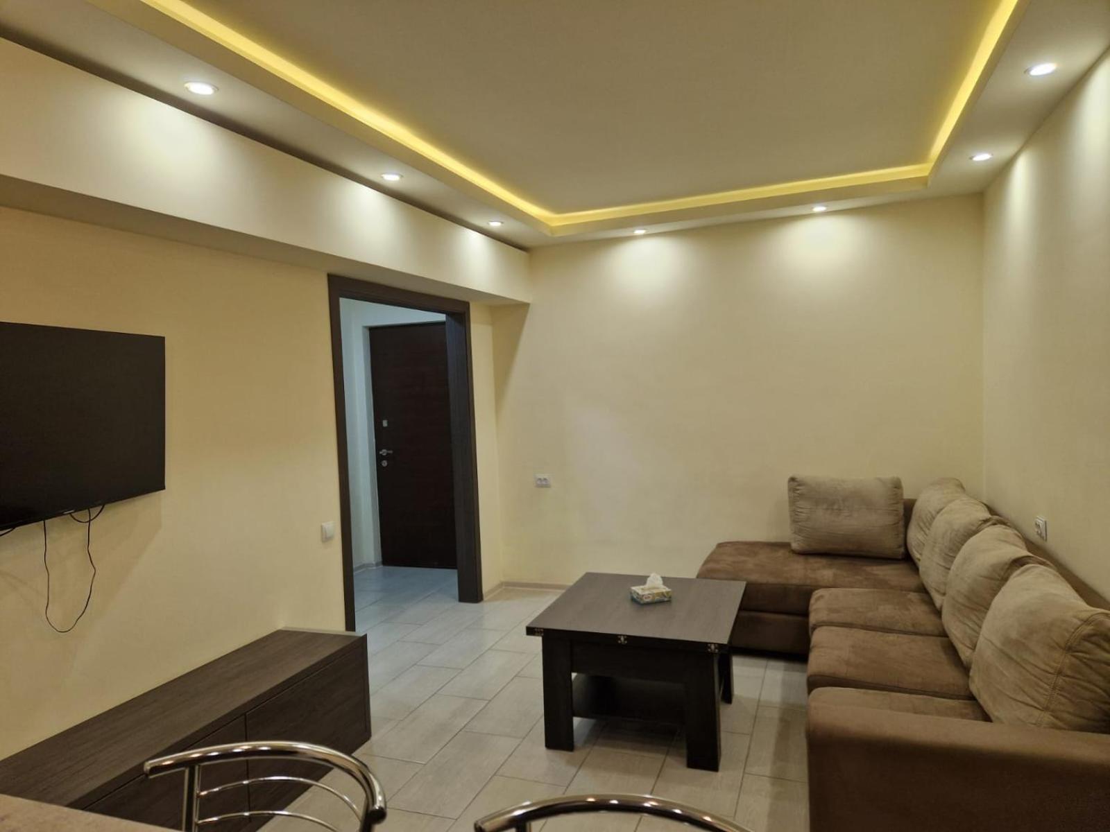 Comfortable Apartment In The Centre Of Yerevan 002 Eksteriør bilde